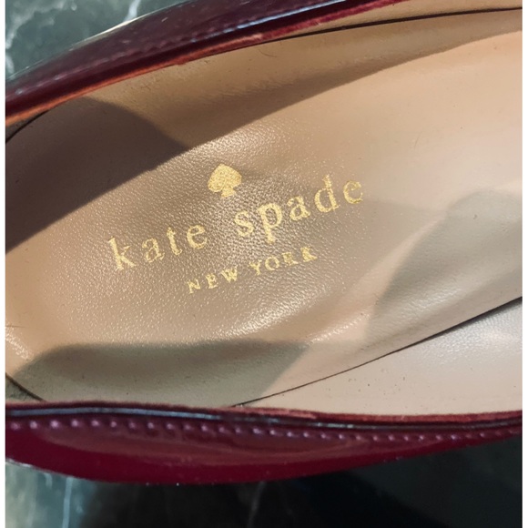 ❤️WAS $100 Kate Spade Burgundy Patent Leather Wedge Heels - Picture 10 of 12